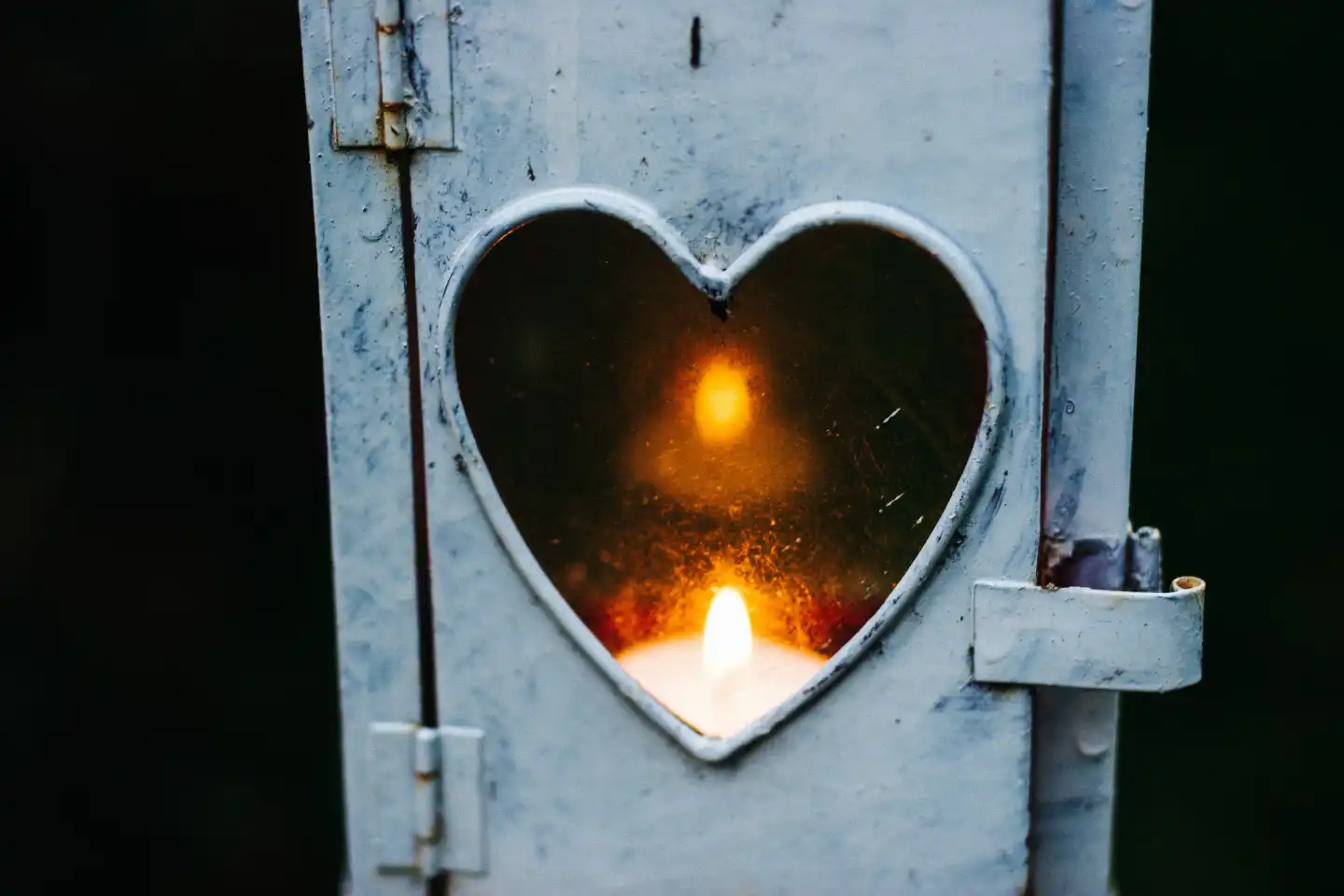 candle-fire-inside-metal-heart